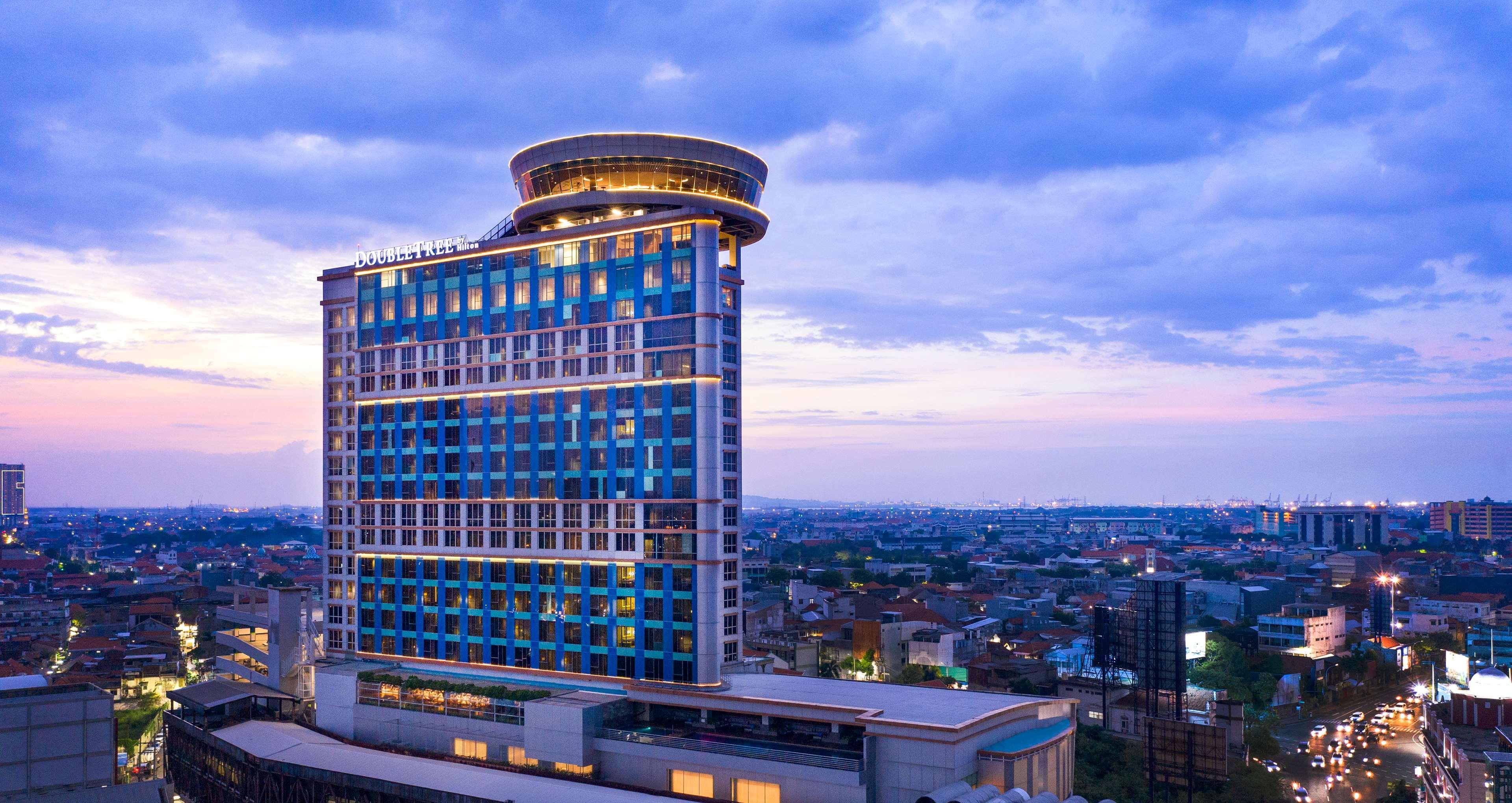 Doubletree By Hilton Surabaya Hotell Eksteriør bilde