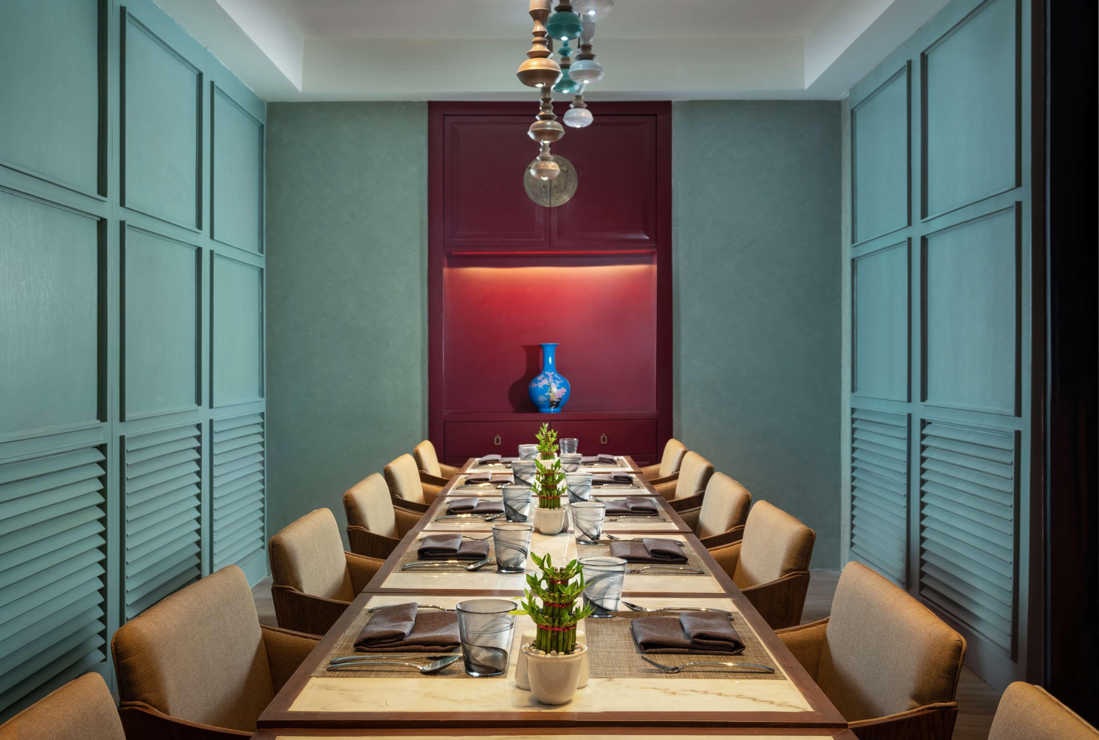 Doubletree By Hilton Surabaya Hotell Eksteriør bilde