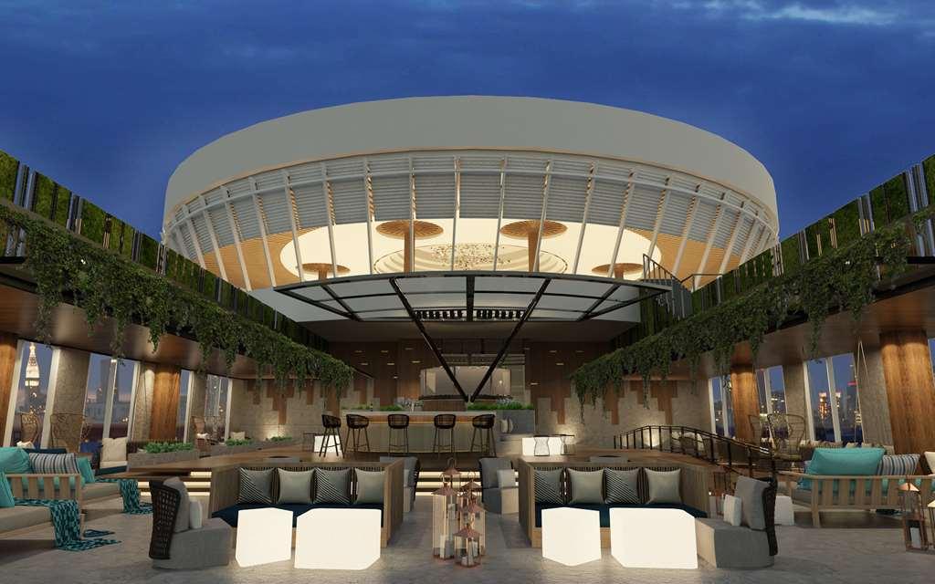 Doubletree By Hilton Surabaya Hotell Restaurant bilde
