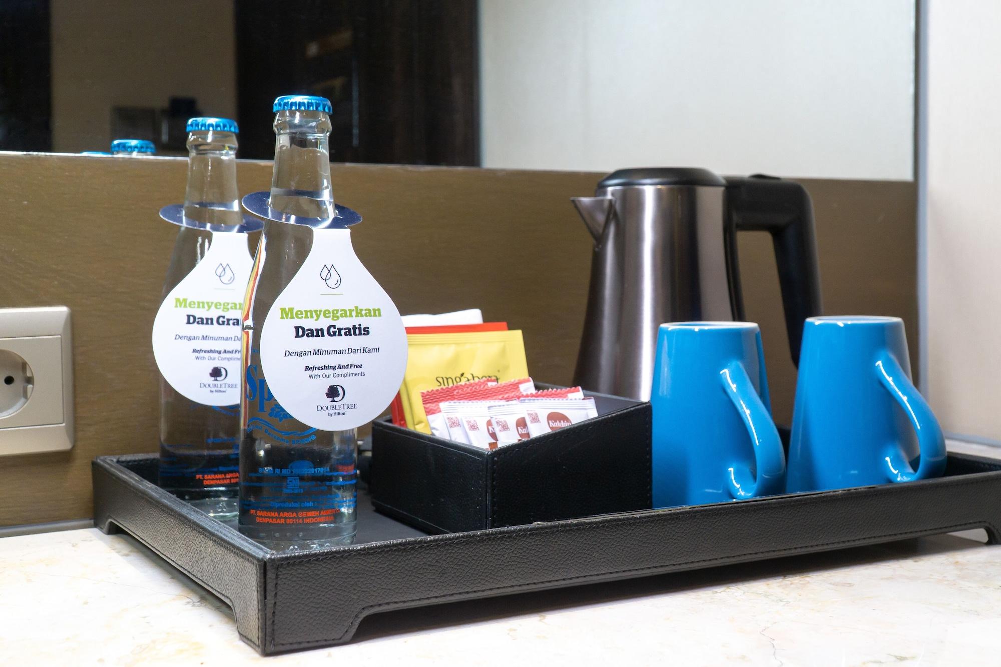 Doubletree By Hilton Surabaya Hotell Eksteriør bilde