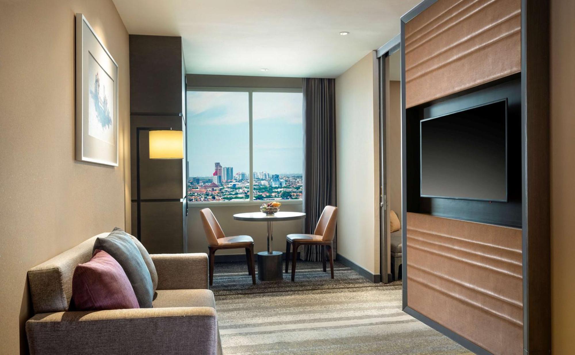 Doubletree By Hilton Surabaya Hotell Eksteriør bilde